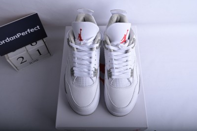 Jordan 4 Retro White Oreo (2021)      CT8527-100