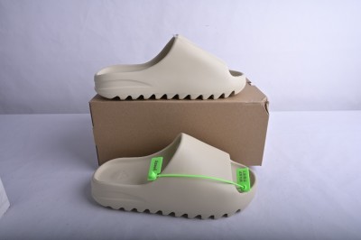 adidas Yeezy Slide Bone   FW6345