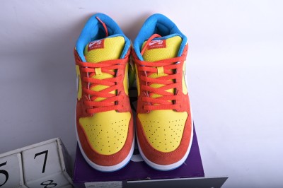 Nike SB Dunk Low Pro Bart Simpson        BQ6817-602