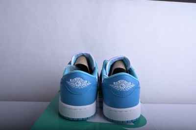 Jordan 1 Low SB UNC      CJ7891-401