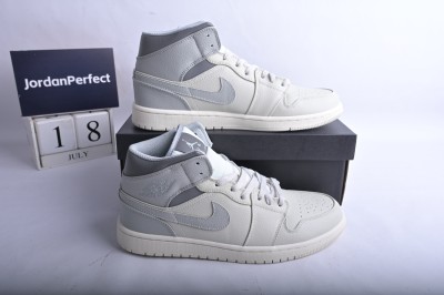 Jordan 1 Mid Light Bone        852542-003