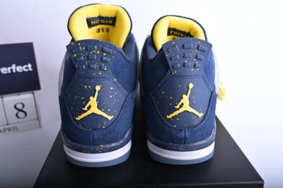 Jordan 4 Retro Michigan      AJ4-1036660