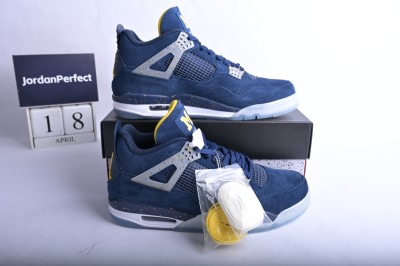 Jordan 4 Retro Michigan      AJ4-1036660