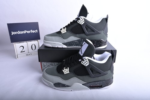 Jordan 4 Retro Fear Pack         626969-030