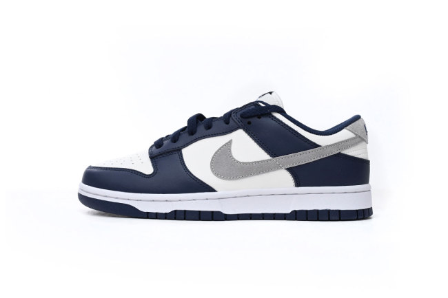 Nike Dunk Low Summit White Midnight Navy      FD9749-400