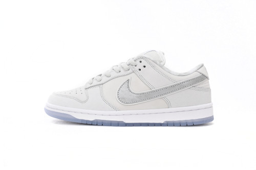 Nike SB Dunk Low White Lobster (Friends and Family)        FD8776-100