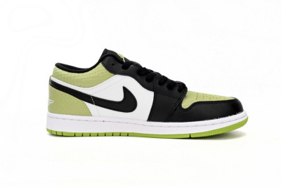 Jordan 1 Low Snakeskin Vivid Green (Women's)   DX4446-301