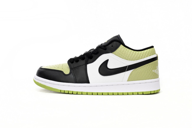 Jordan 1 Low Snakeskin Vivid Green (Women's)   DX4446-301