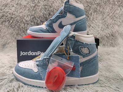 Jordan 1 High OG Denim (W)      DM9036-104