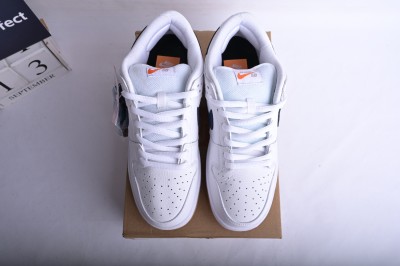 Nike SB Dunk Low Pro White Gum         CD2563-101