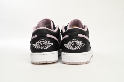 Jordan 1 Low SE Black Iced Lilac     DV1309-051