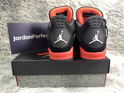 Jordan 4 Retro Red Thunder       CT8527-016