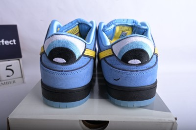 The Powerpuff Girls x Dunk Low Pro SB QS 'Bubbles'    FZ8320-400