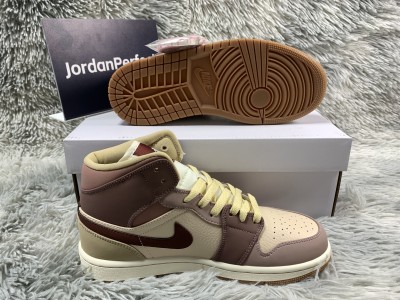 Jordan 1 Mid SE Dark Pony Smoky Mauve (W)      DO7440-821