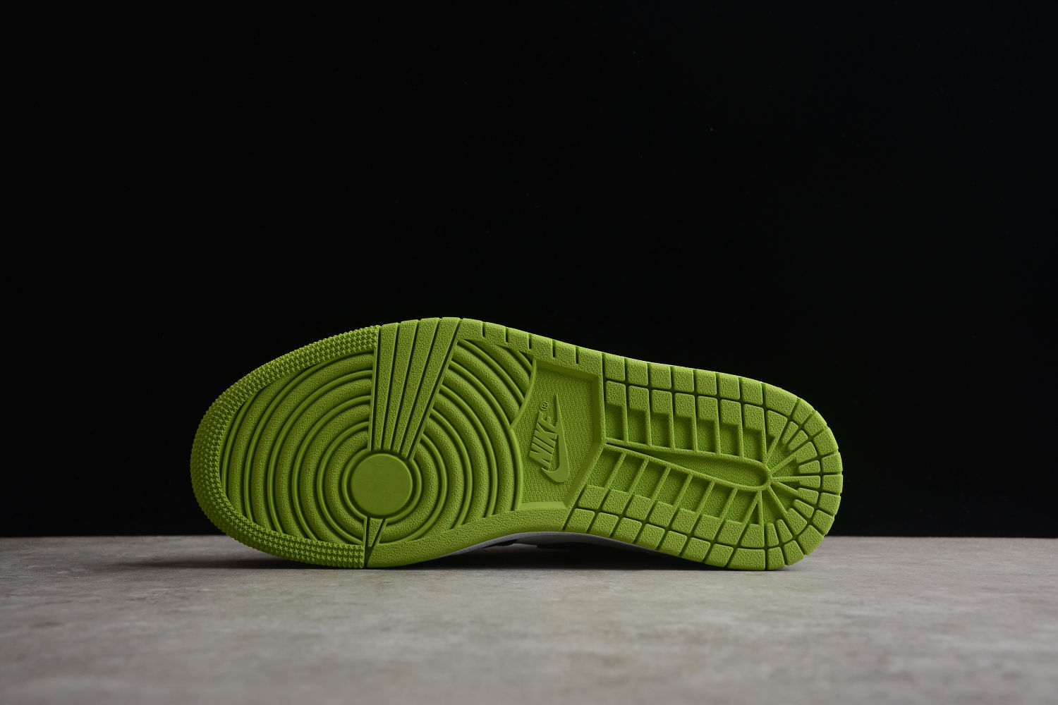 Jordan 1 Low Snakeskin Vivid Green (W) DX4446-301