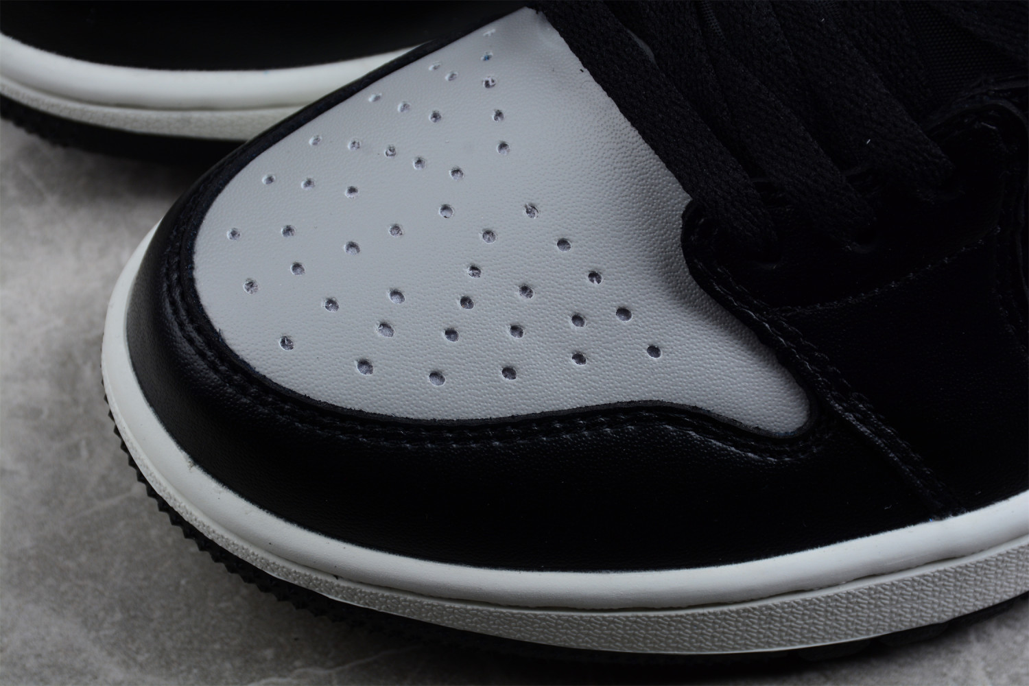 Jordan 1 Retro Low Golf Shadow DD9315-001