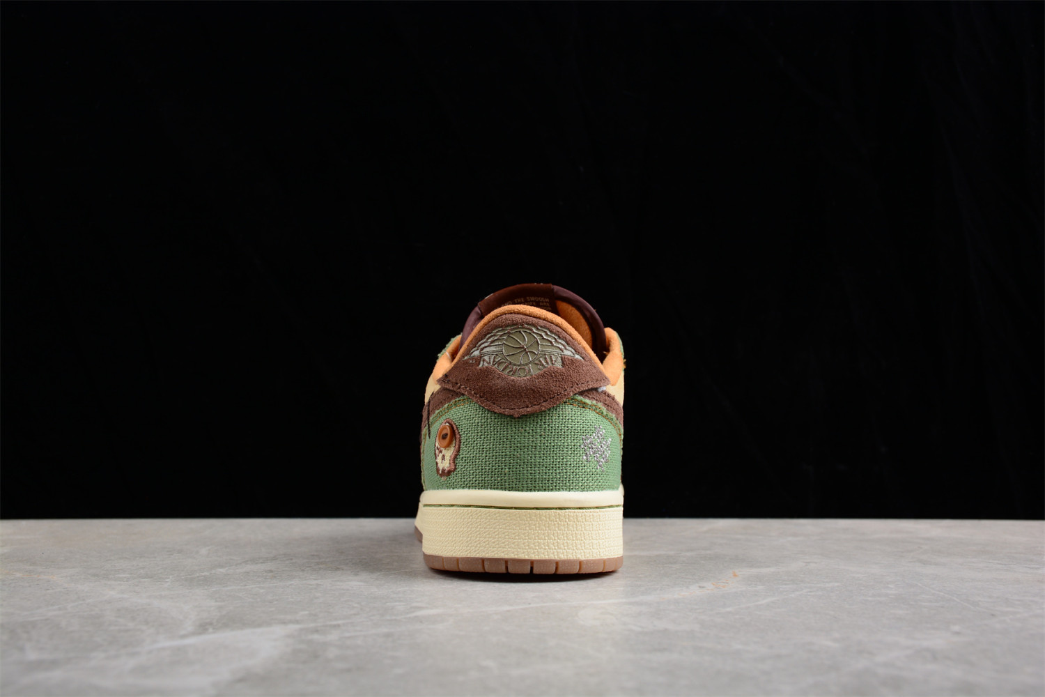 Jordan 1 Retro Low OG Zion Williamson Voodoo DZ7292-200