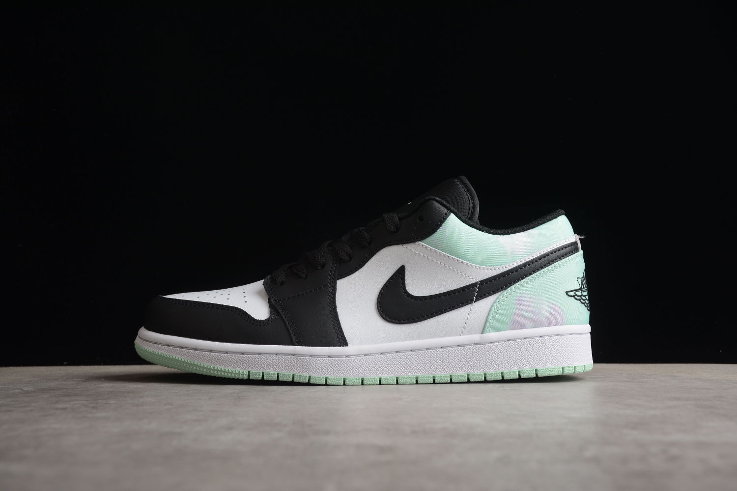 Jordan 1 Low Tie-Dye DM1199-100
