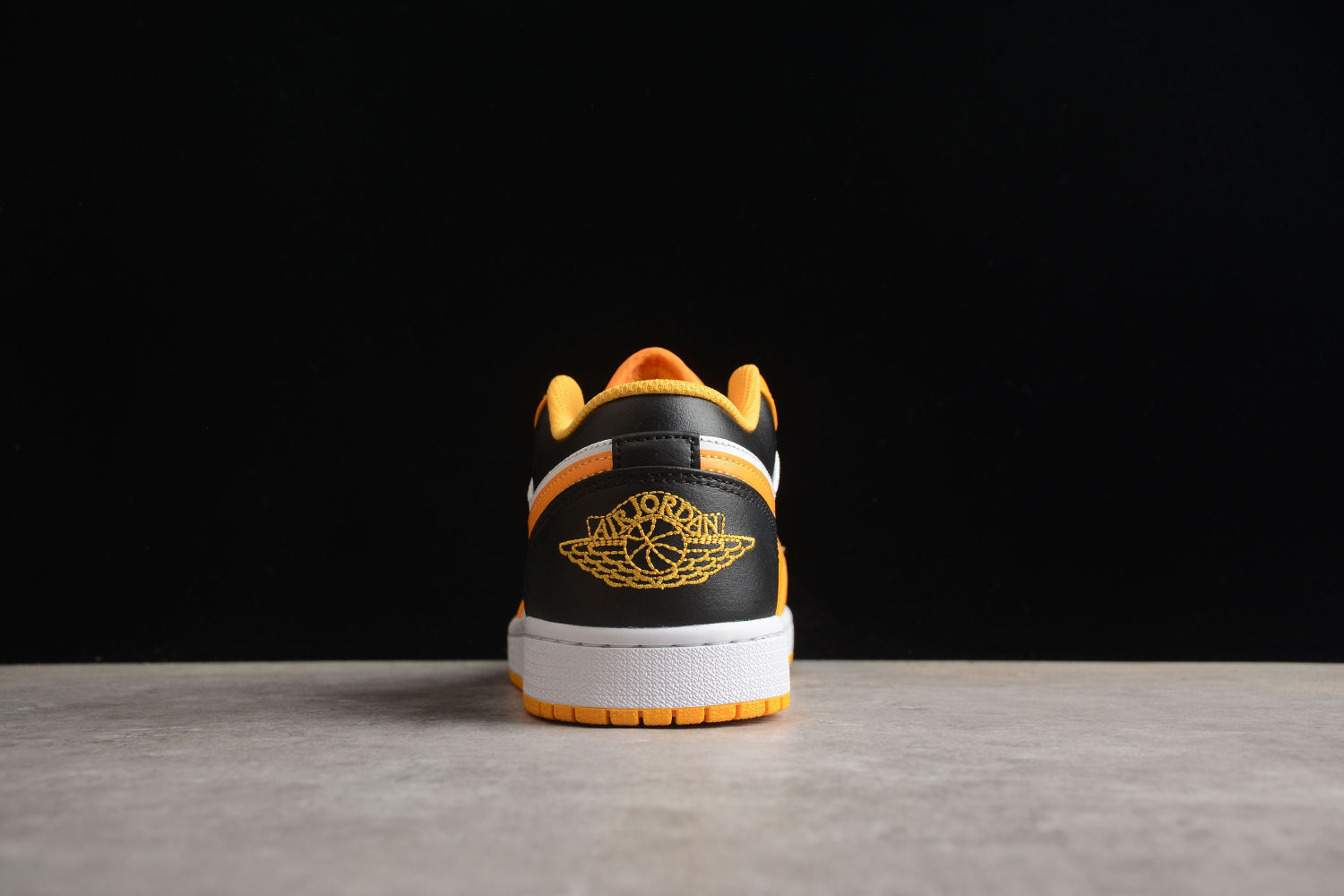 Jordan 1 Low Taxi 553558-701
