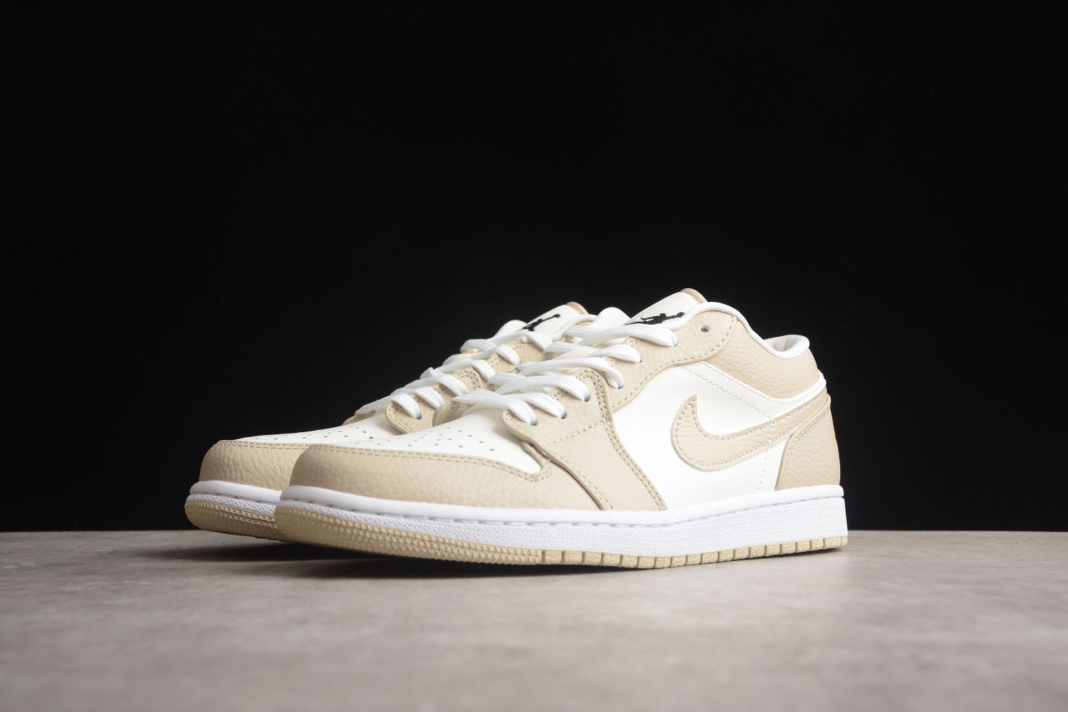 Jordan 1 Low SE Sail Rattan University Red FB7168-121