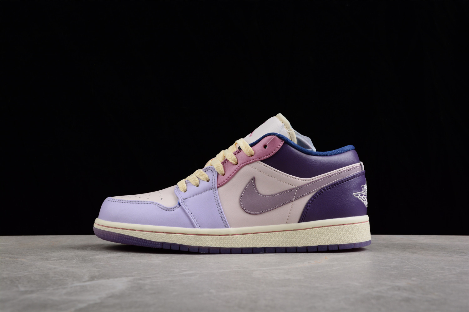 Jordan 1 Low Pastel Purple (W) DZ2768-651
