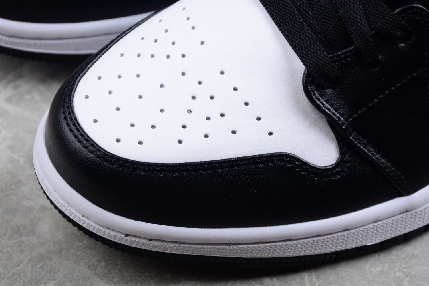Jordan 1 Mid SE Zen Master (GS) DM6216-001