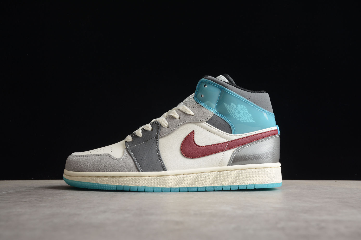 Jordan 1 Mid SE Exploration Unit FFB1870-161