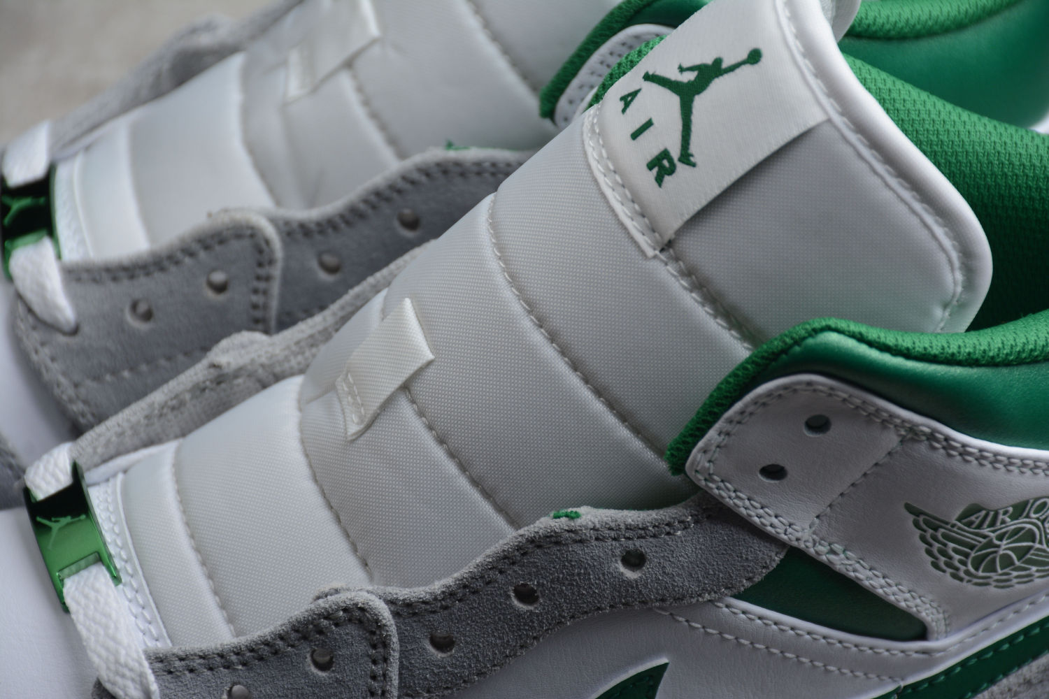 Jordan 1 Mid SE Grey Green DC7294-103