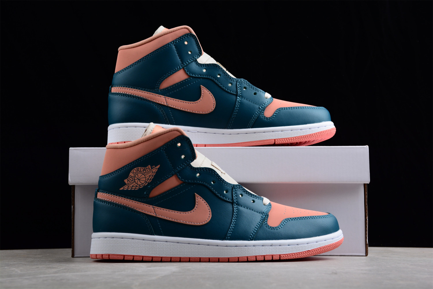 Jordan 1 Mid Dark Teal Green (W) BQ6472-308