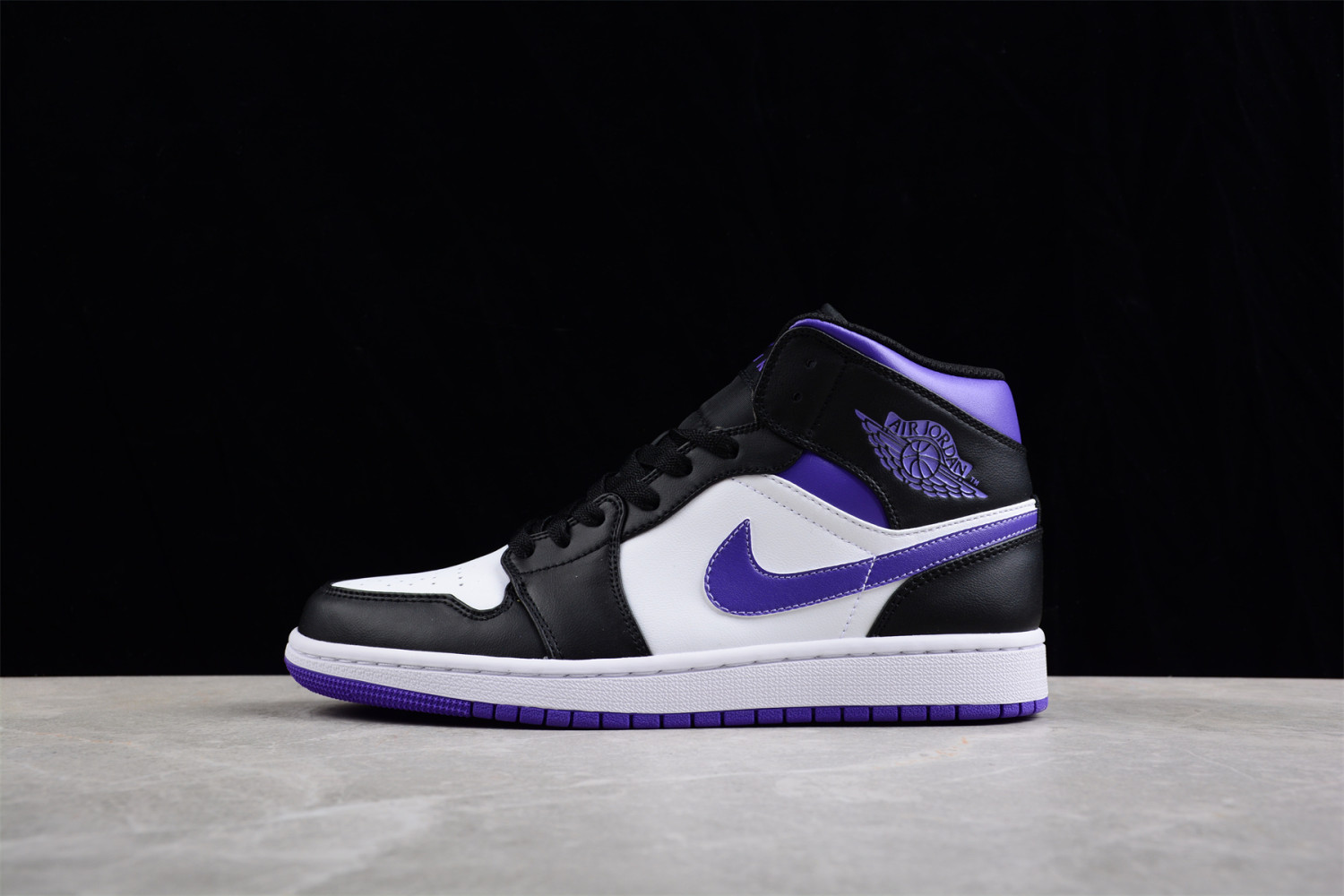 Jordan 1 Mid Dark Iris  554724-095