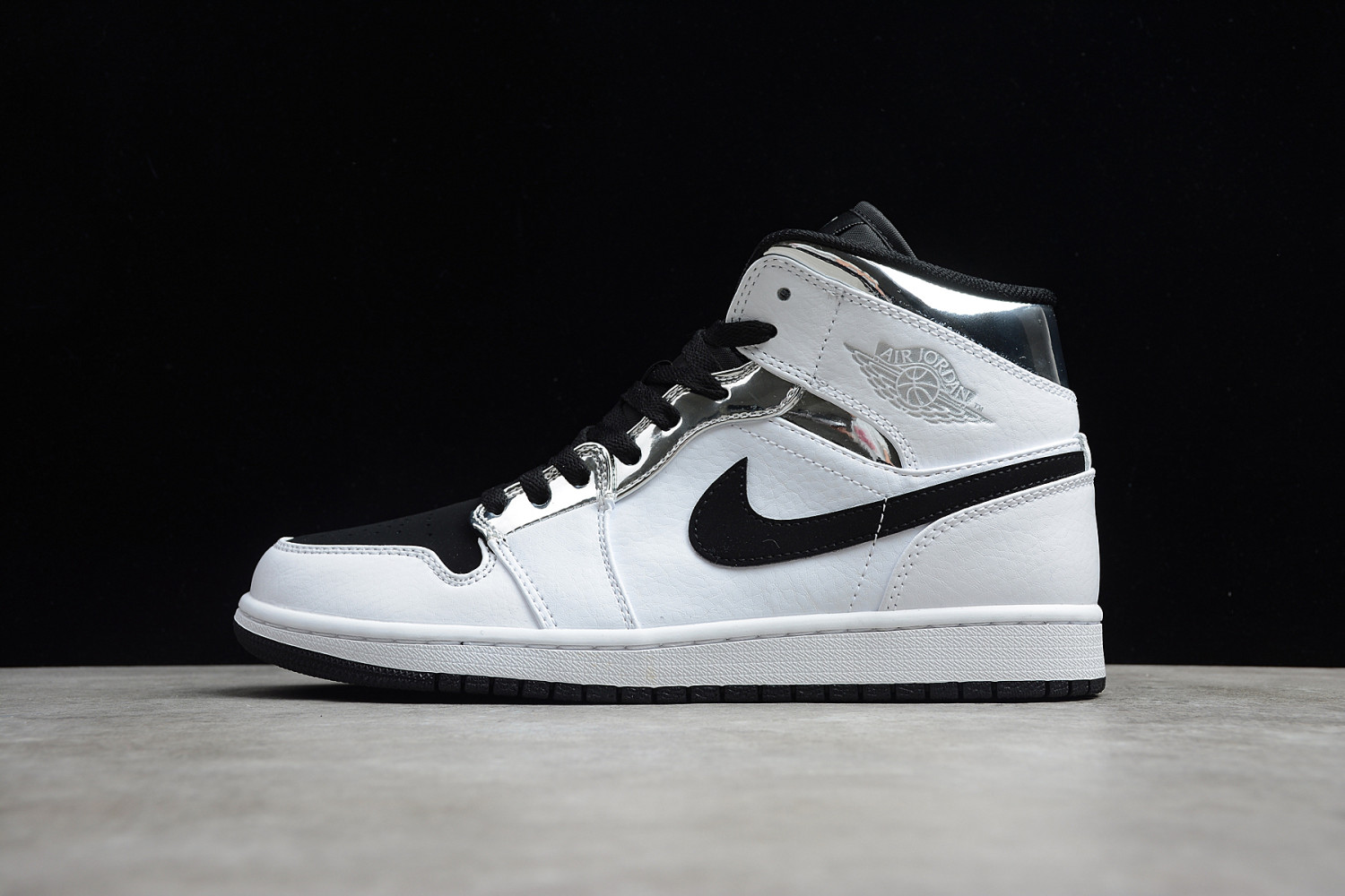 Jordan 1 Mid Alternate Think 16 554724-121