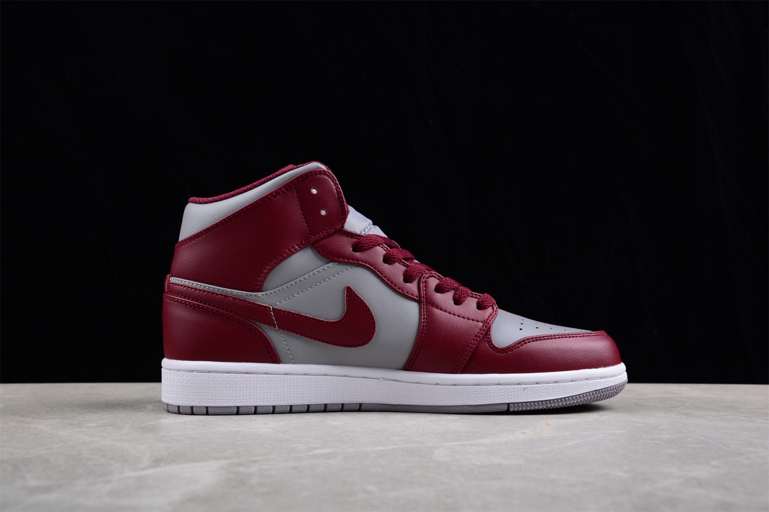 Jordan 1 Mid Cherrywood Red  DQ8426-615