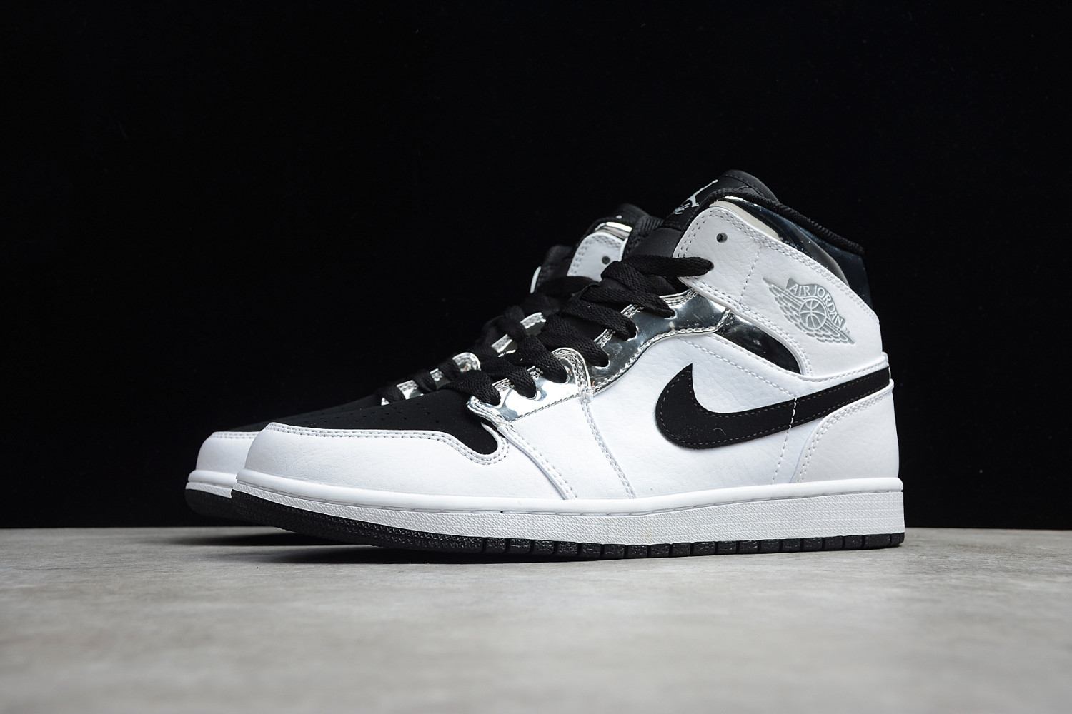 Jordan 1 Mid Alternate Think 16 554724-121
