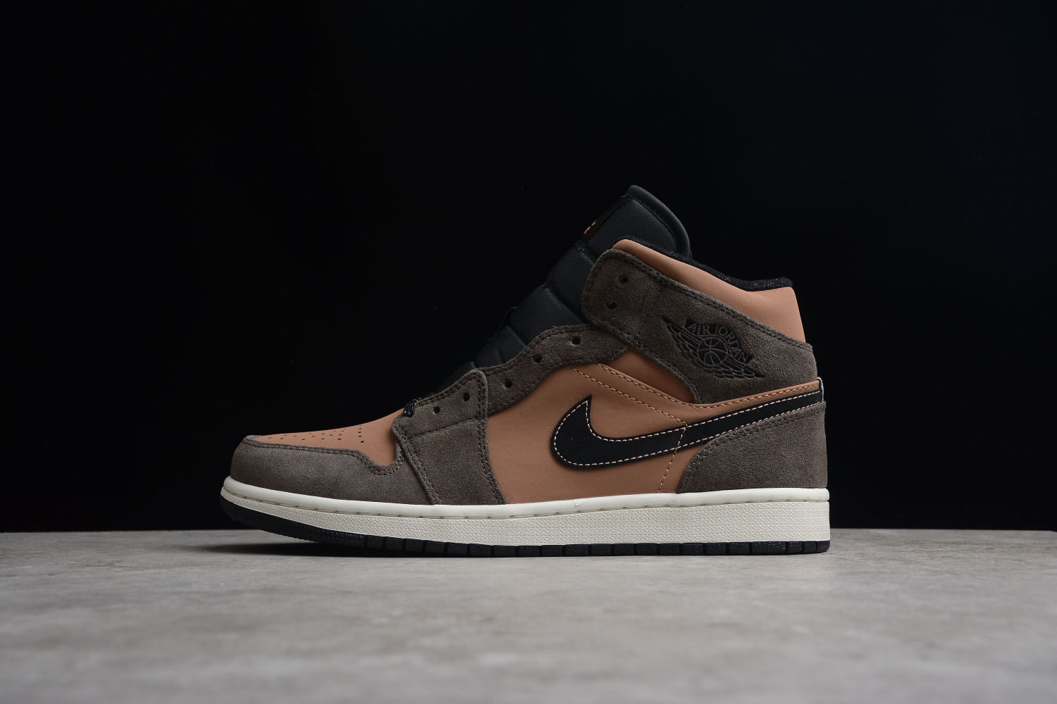 Jordan 1 Mid SE Dark Chocolate DC7294-200