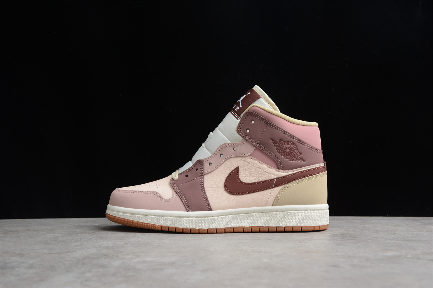 Jordan 1 Mid SE Dark Pony Smoky Mauve (W) DO7440-821