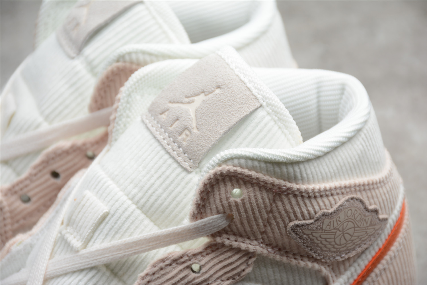 Jordan 1 Mid SE Corduroy Sail DA8009-108