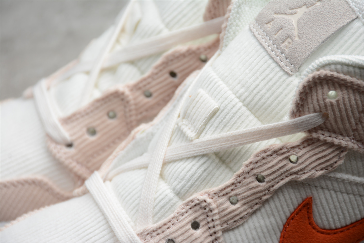 Jordan 1 Mid SE Corduroy Sail DA8009-108