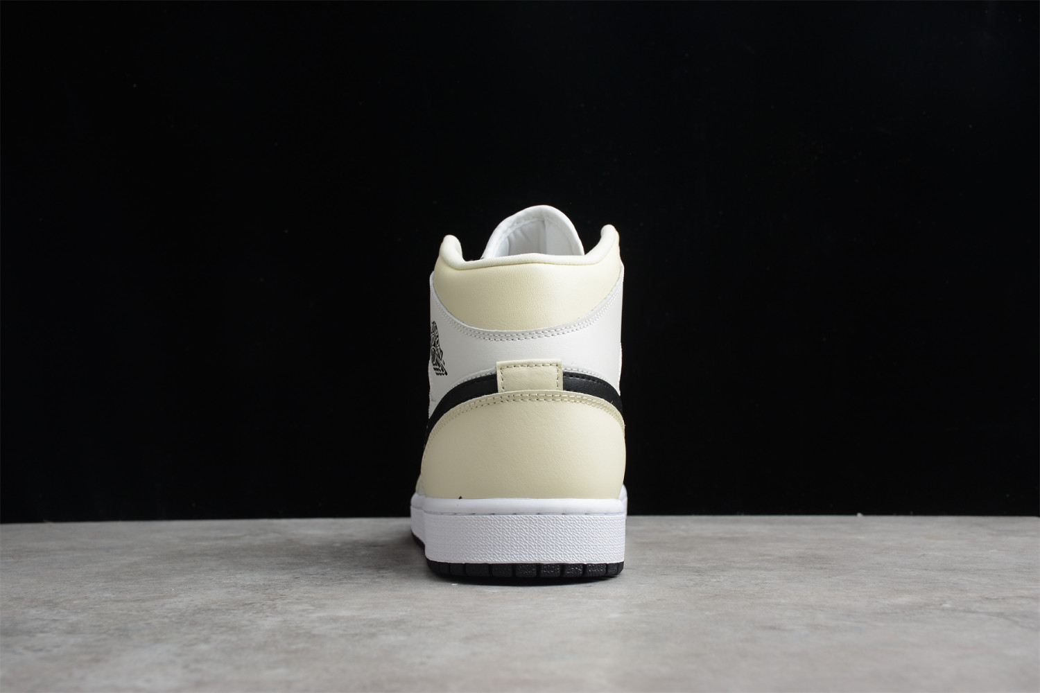 Jordan 1 Mid Coconut Milk (W) BQ6472-121