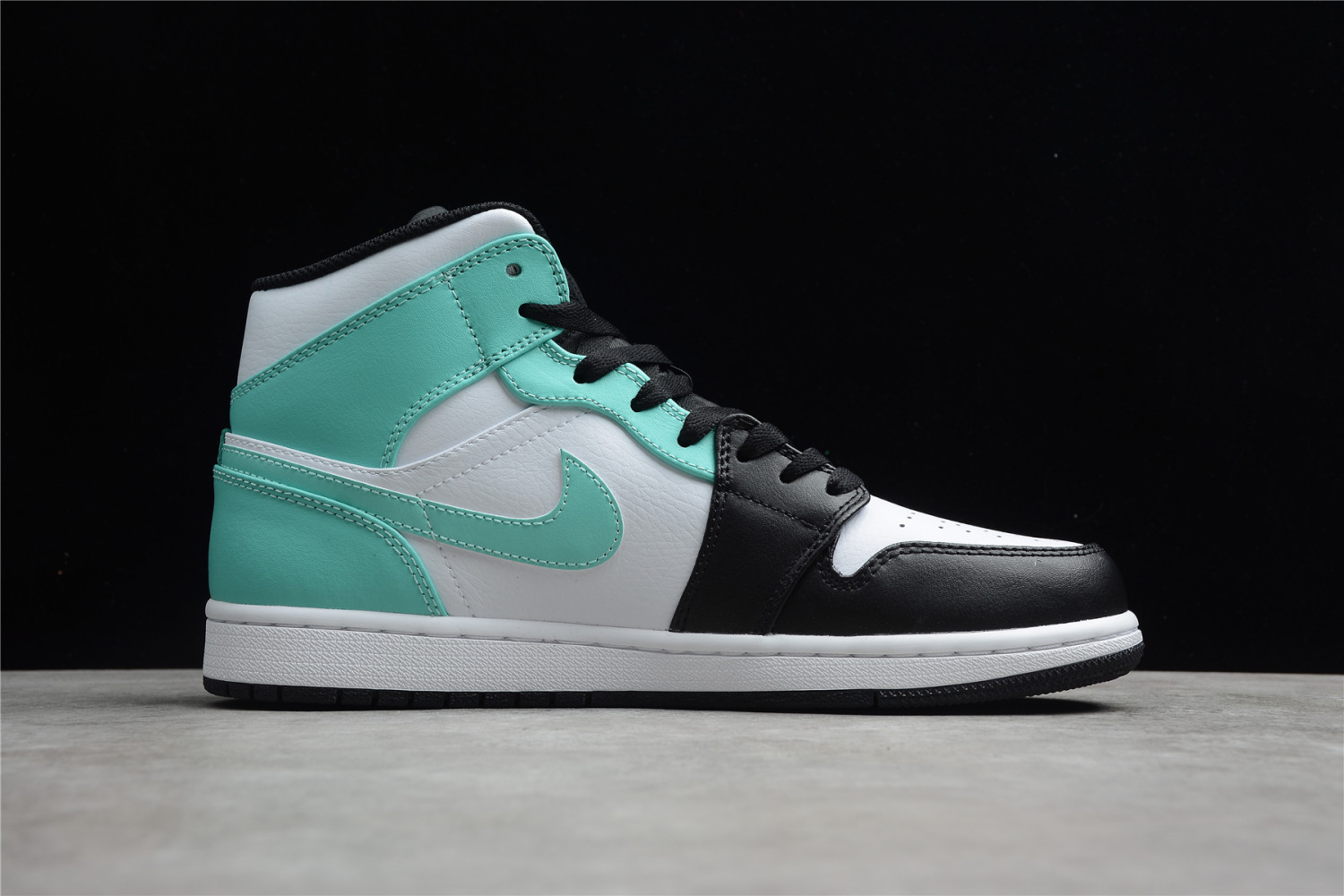 Jordan 1 Mid Tropical Twist Igloo 554724-132