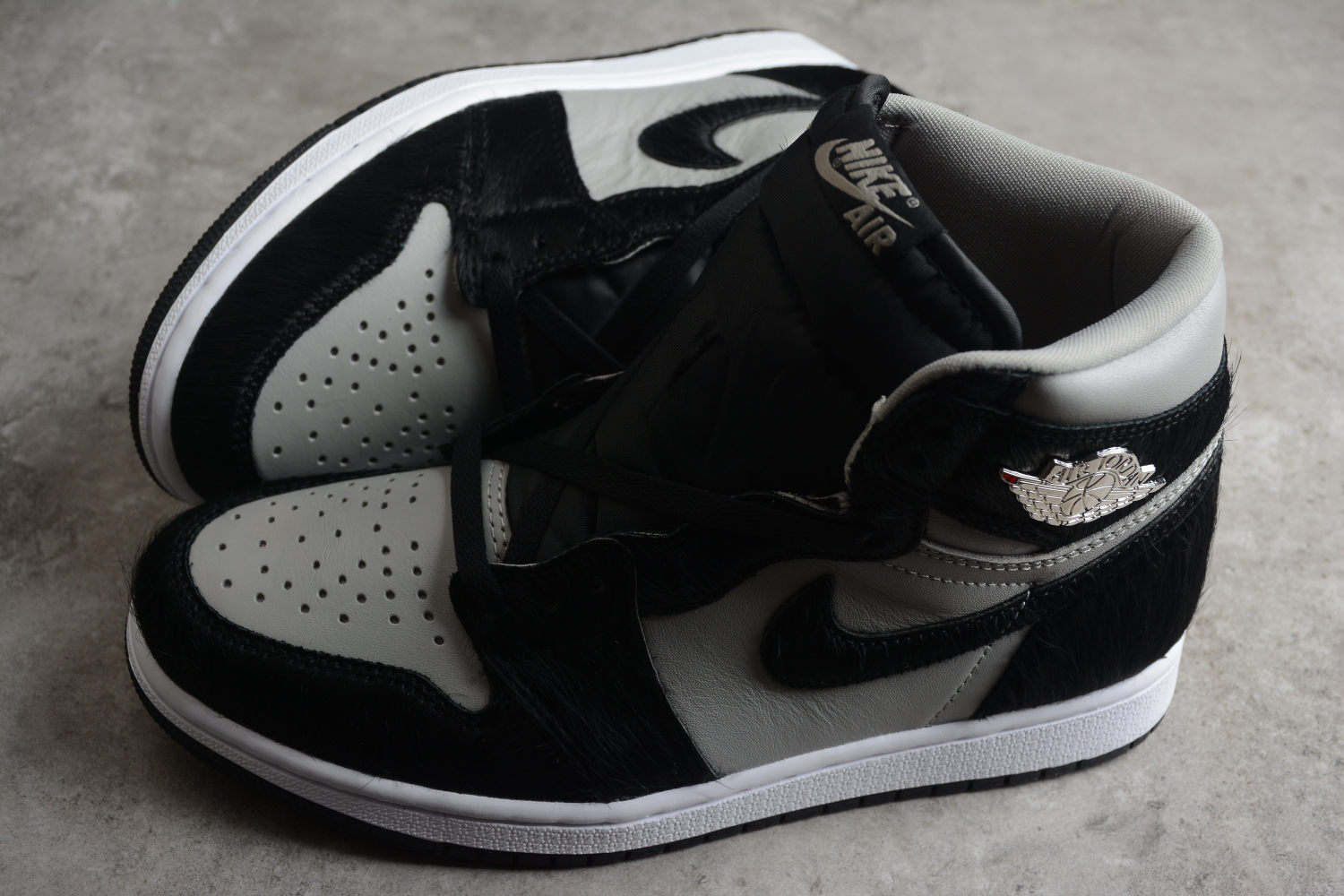 Jordan 1 Retro High OG Twist 2.0 Medium Grey (W) DZ2523-001