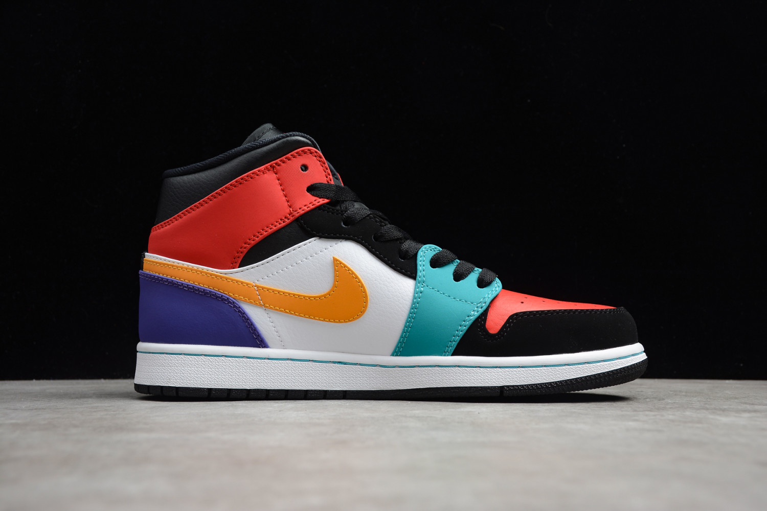 Jordan 1 Mid Bred Multi-Color 554724-125