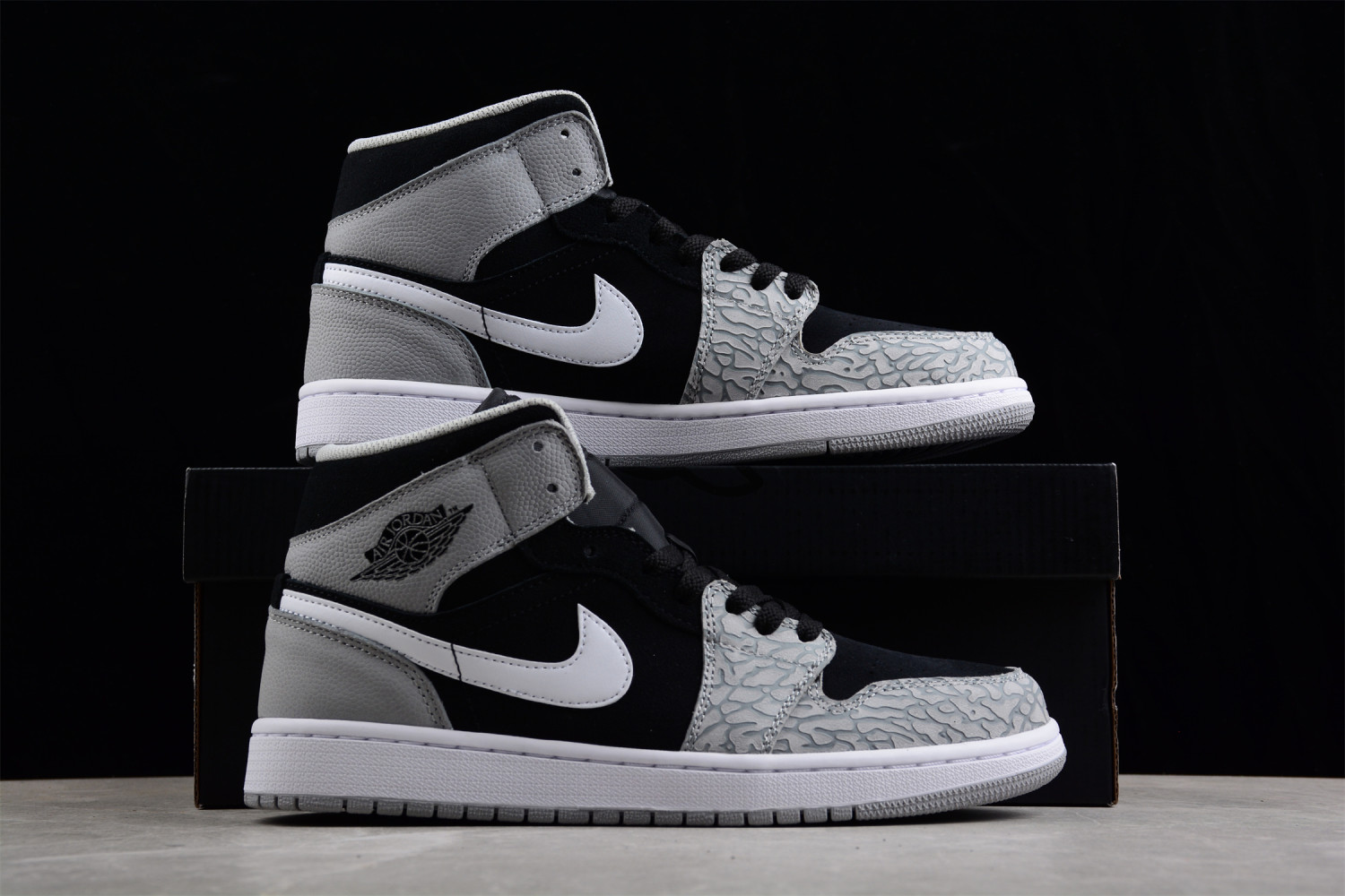 Jordan 1 Mid SE Elephant Print 554725-051