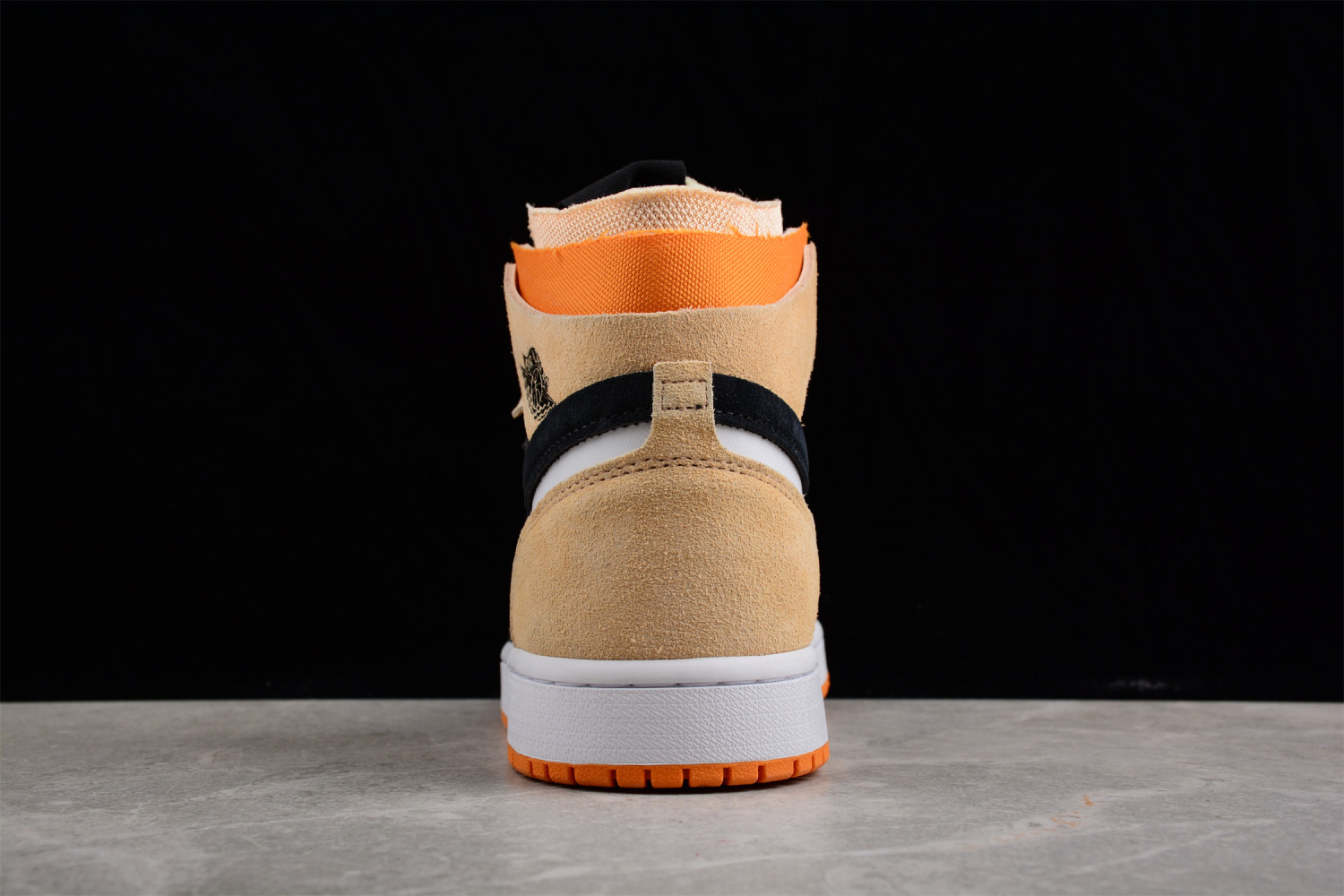 Jordan 1 High Zoom Air CMFT Pumpkin Spice CT0978-200