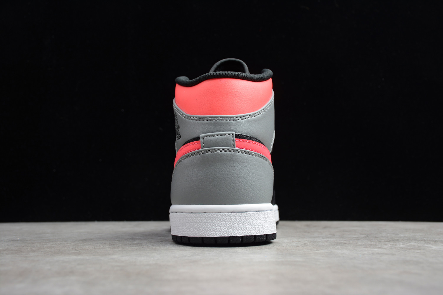 Jordan 1 Mid Pink Shadow 554724-059