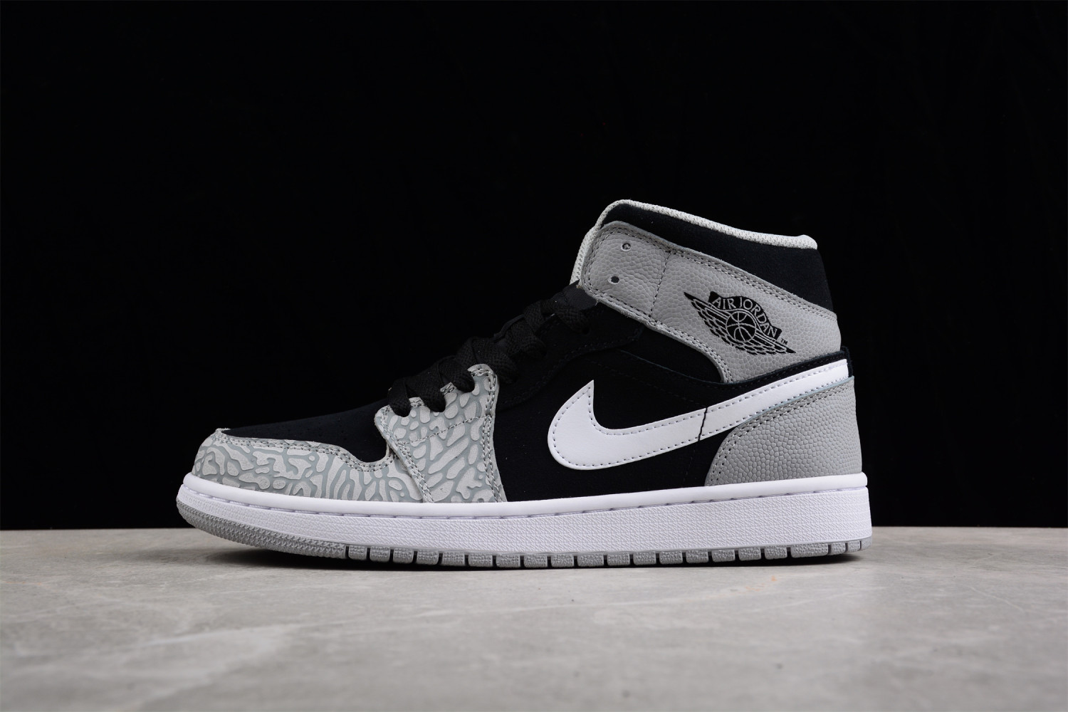 Jordan 1 Mid SE Elephant Print 554725-051
