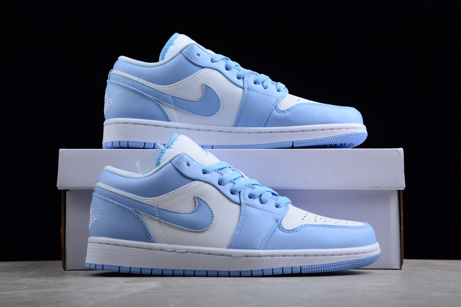 Jordan 1 Low Aluminum (W) DC0774-141