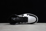 Jordan 1 Mid White Black 554724-113