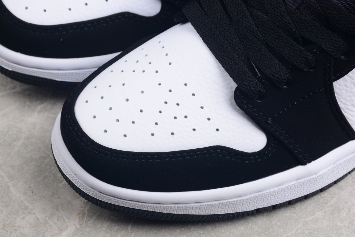 Jordan 1 Low SE Homage Split White Black (W) DR0502-101