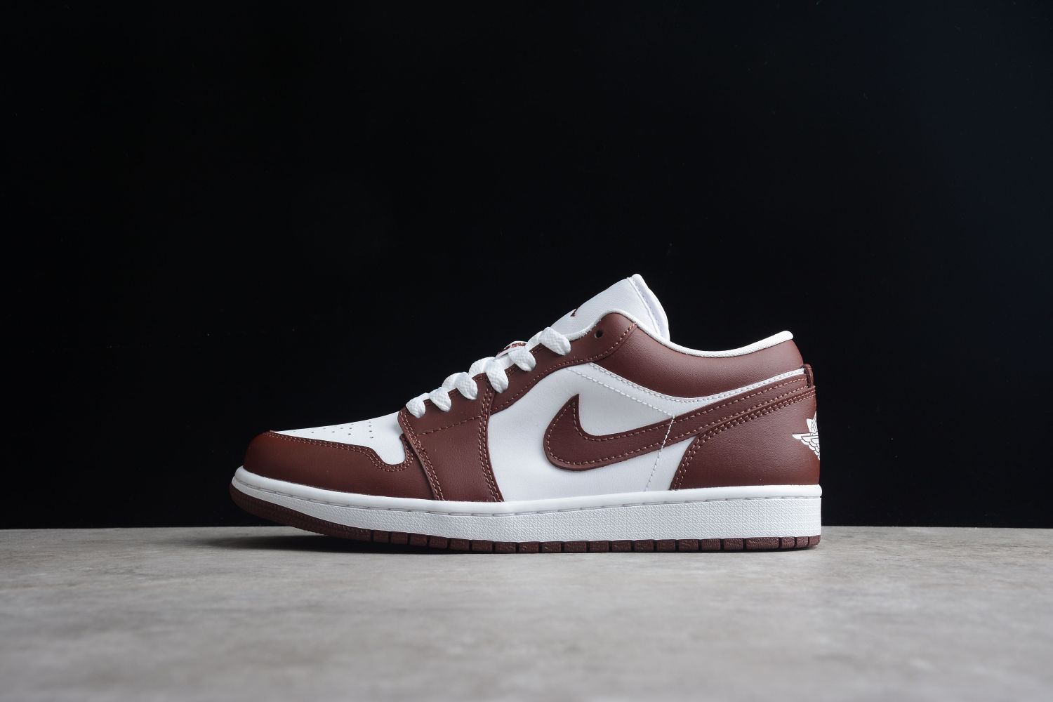 Jordan 1 Low Team Red (W) DC0774-116
