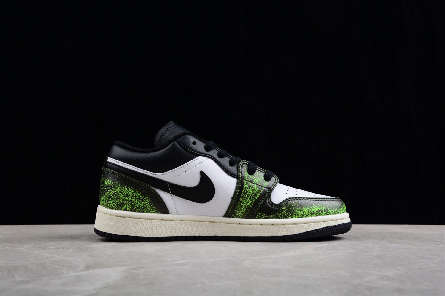 Jordan 1 Low Wear Away Electric Green (GS) DO8244-003